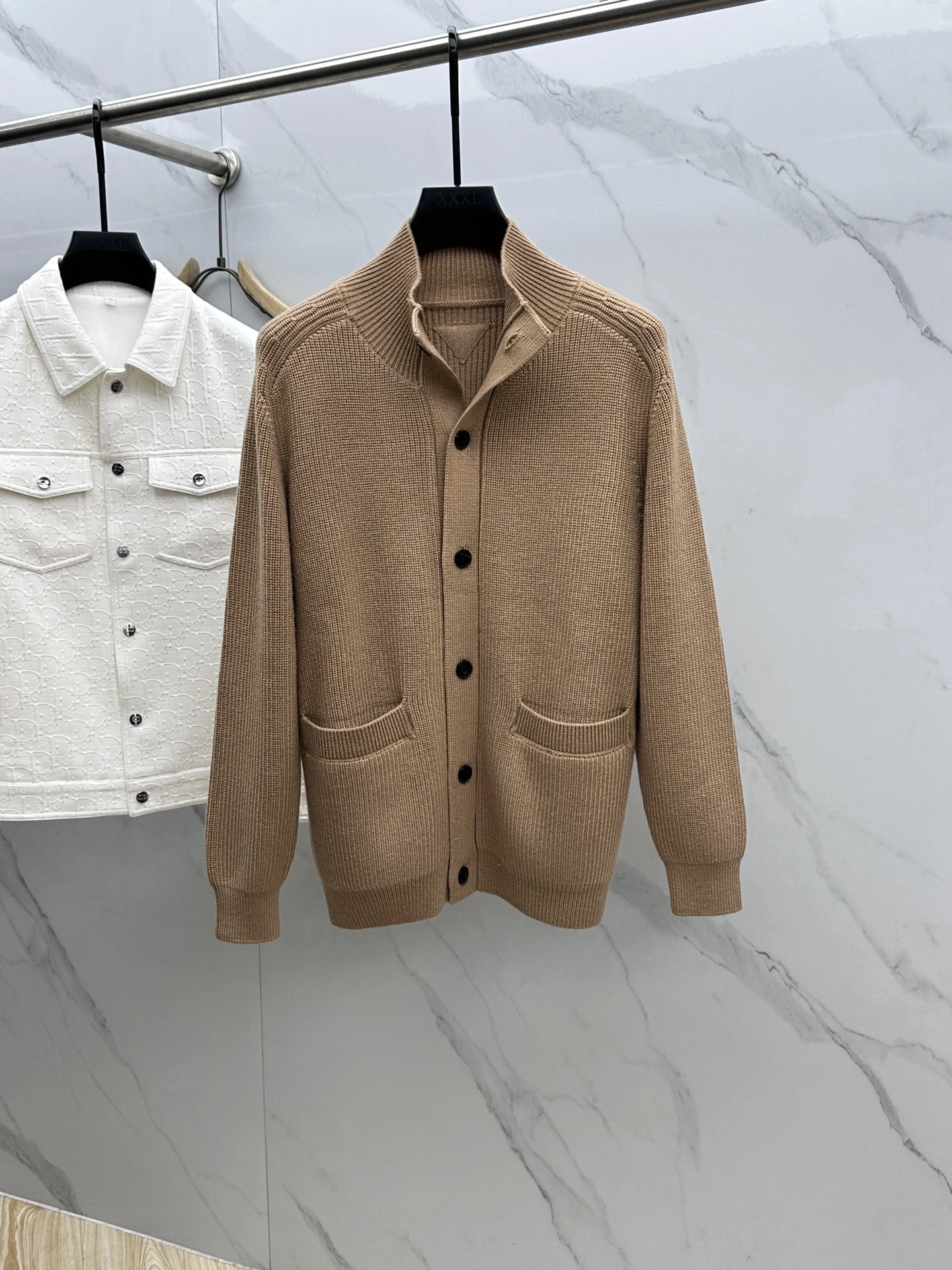 wg.luxury- Pr141 wool item:D-F443J2517
